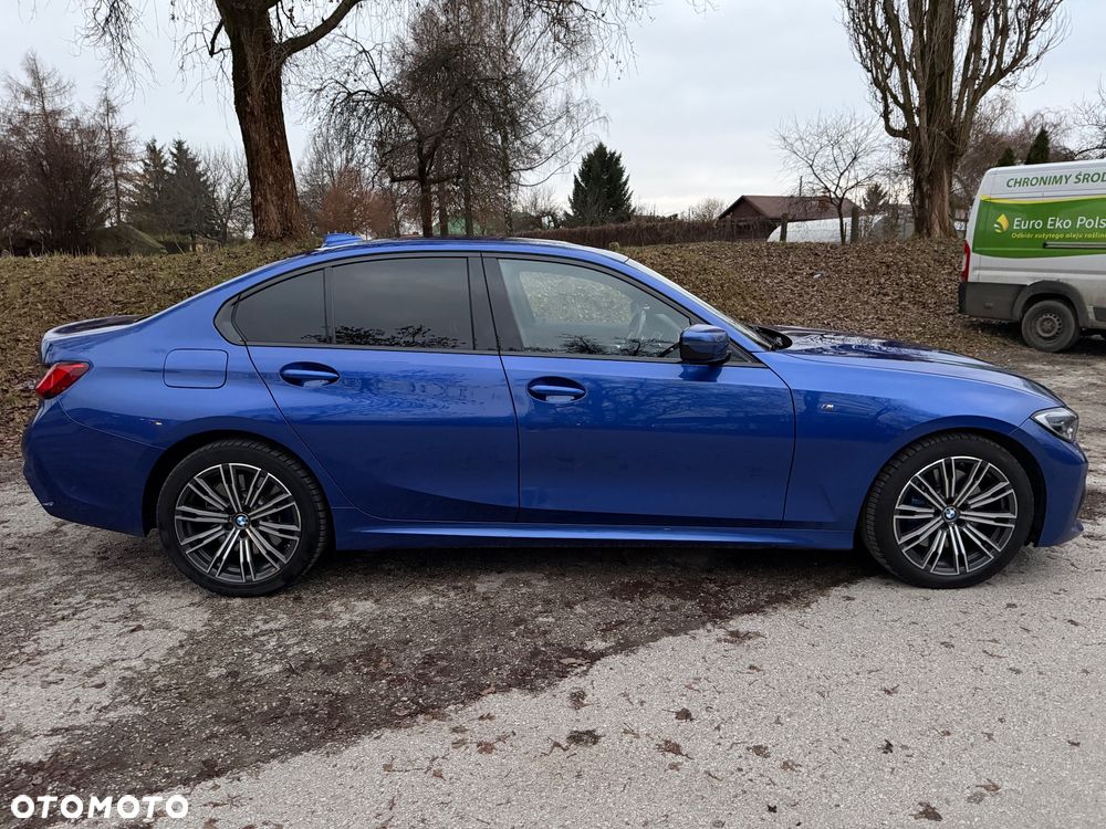 BMW Seria 3 330e Sport Line - 4