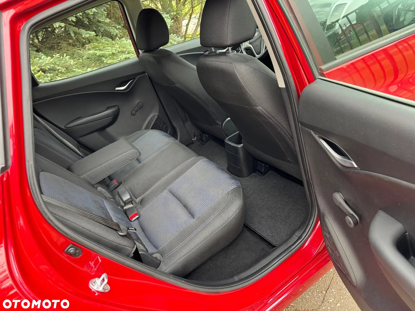 Hyundai ix20 - 16