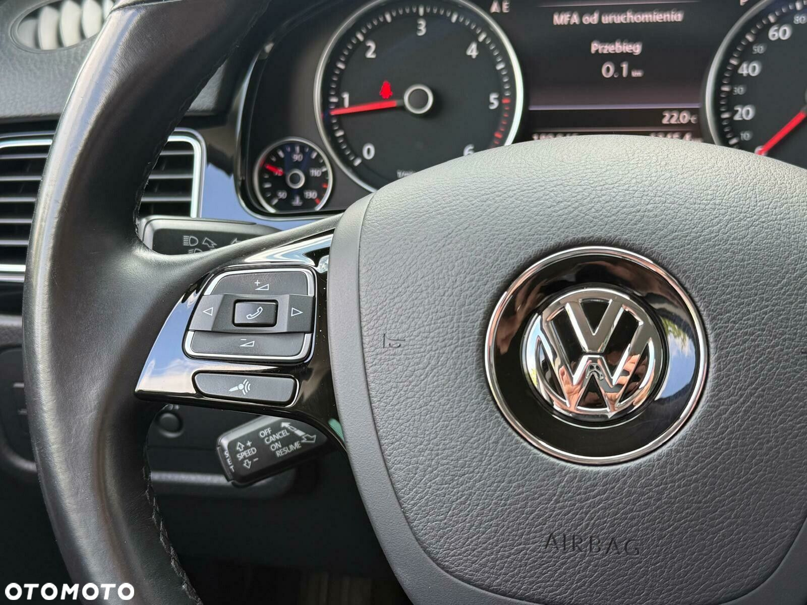 Volkswagen Touareg - 15