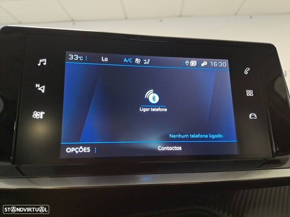 Peugeot 2008 1.2 PureTech Active Pack - 21