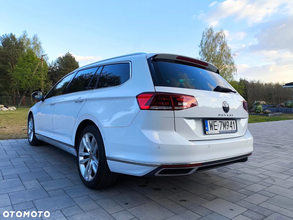Volkswagen Passat 2.0 TDI EVO Elegance DSG - 13