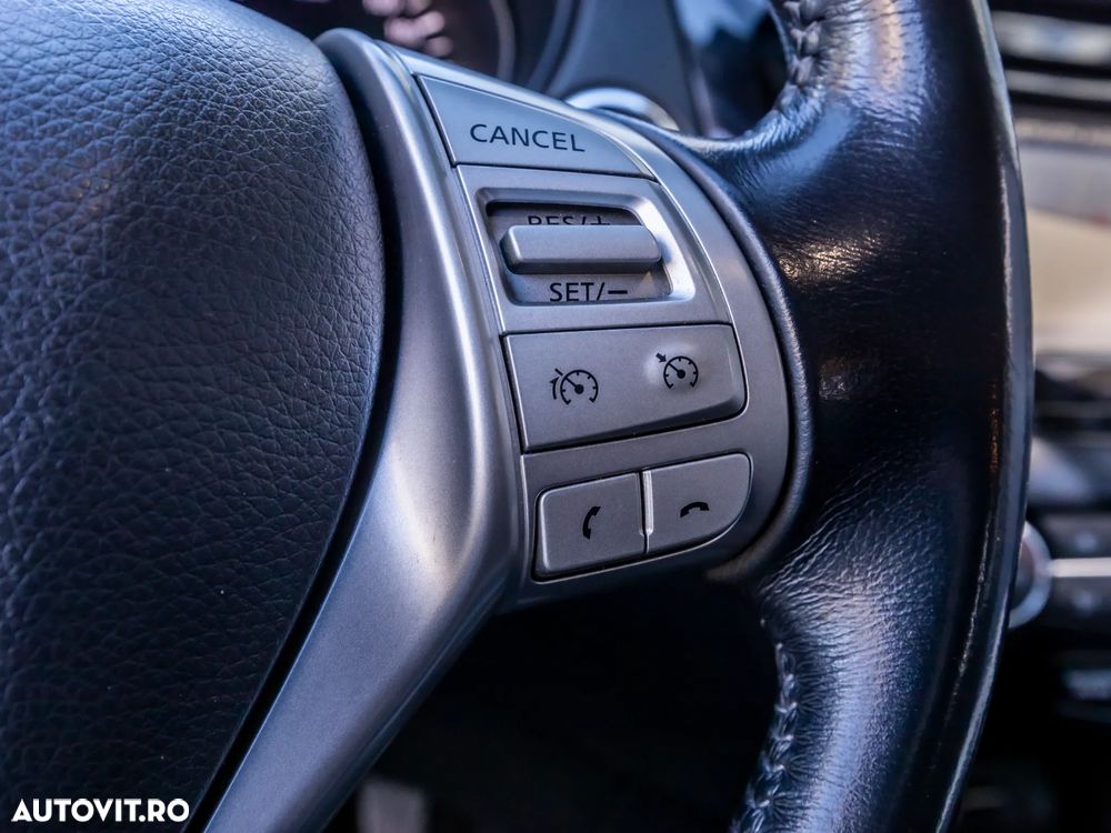 Nissan X-Trail 1.6L dCI Start/Stop XTRONIC Tekna - 22