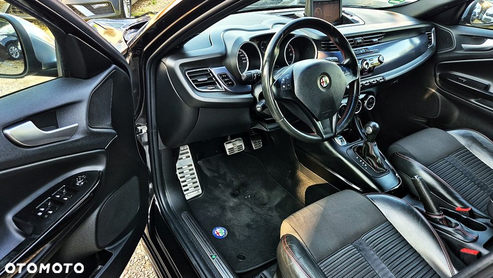 Alfa Romeo Giulietta 1.4 TB MultiAir Exclusive TCT - 29