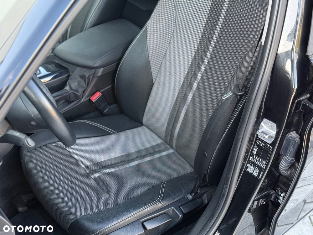 BMW Seria 1 118d Business Edition - 32