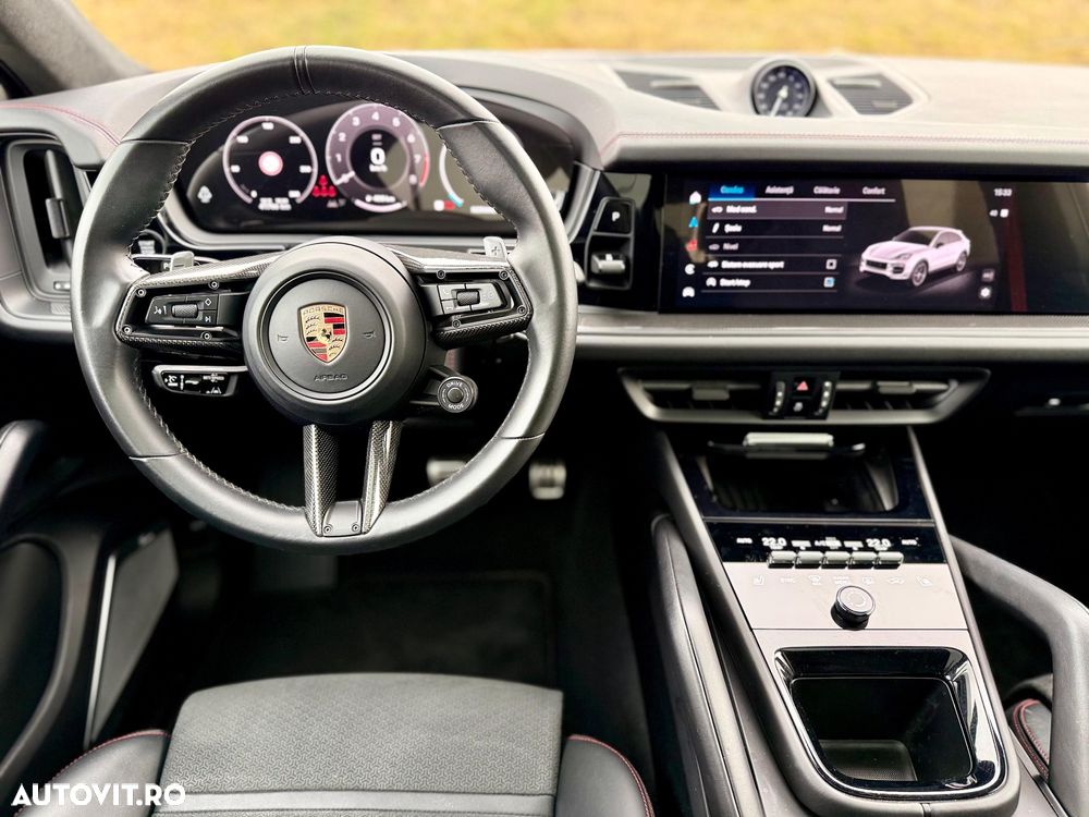 Porsche Cayenne Coupe GTS Tiptronic S - 13