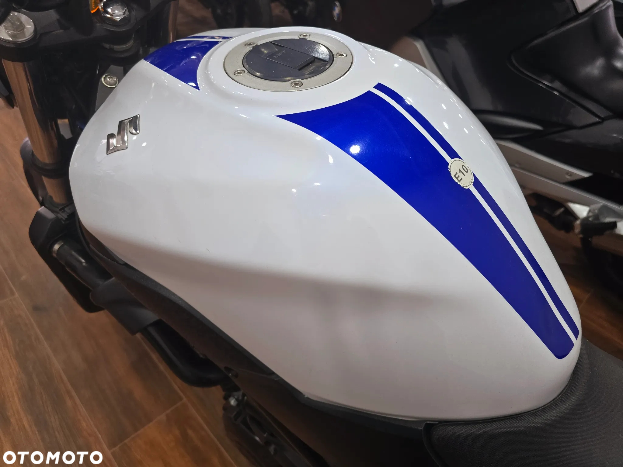 Suzuki SV - 14
