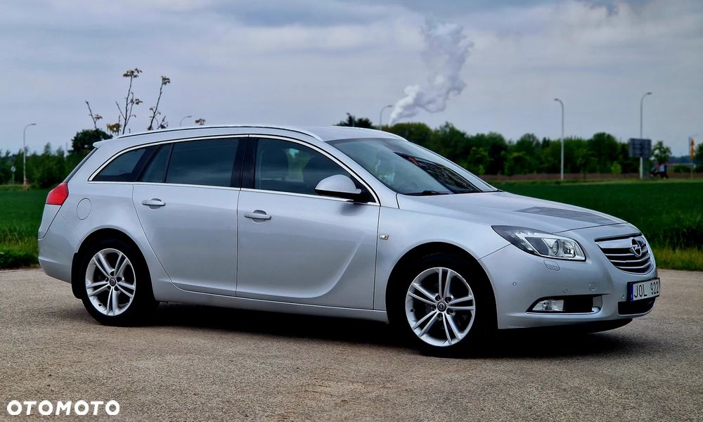 Opel Insignia 2.0 Turbo - 10