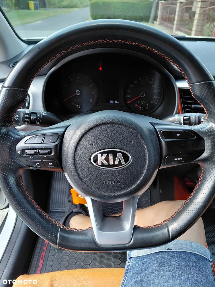 Kia Stonic 1.4 L - 4