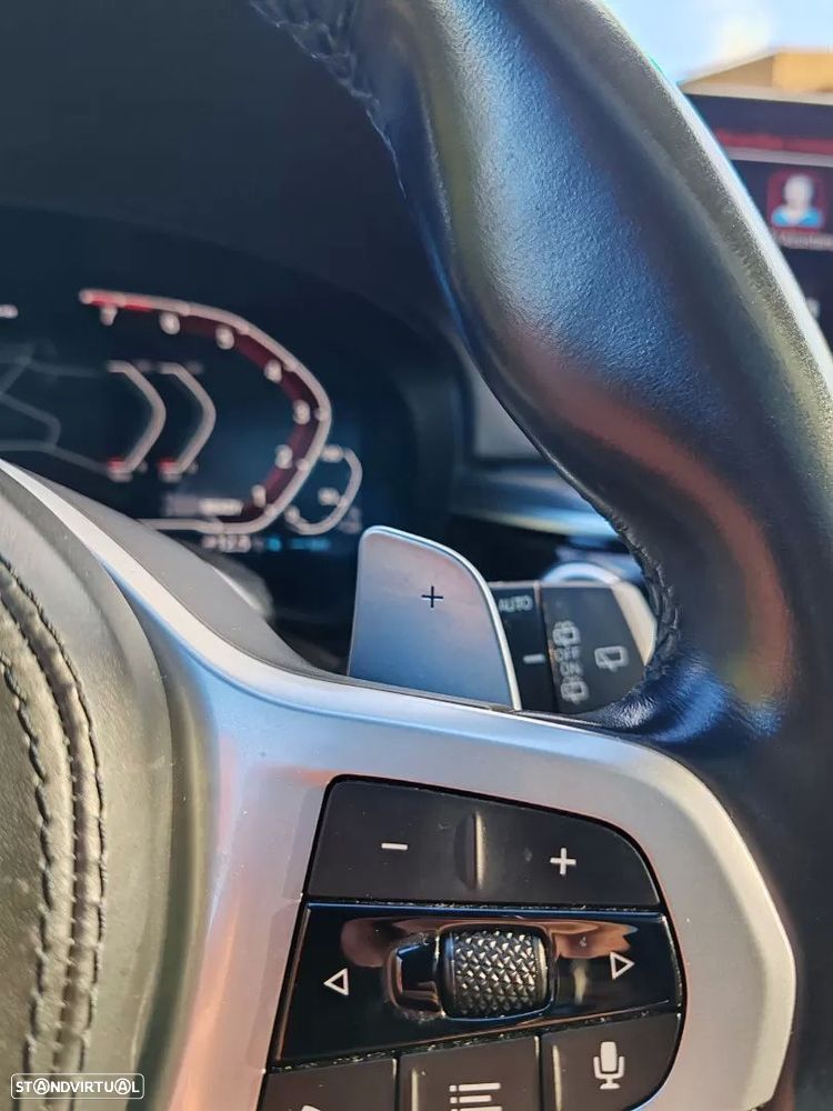 BMW 530 e Pack Desportivo M - 22