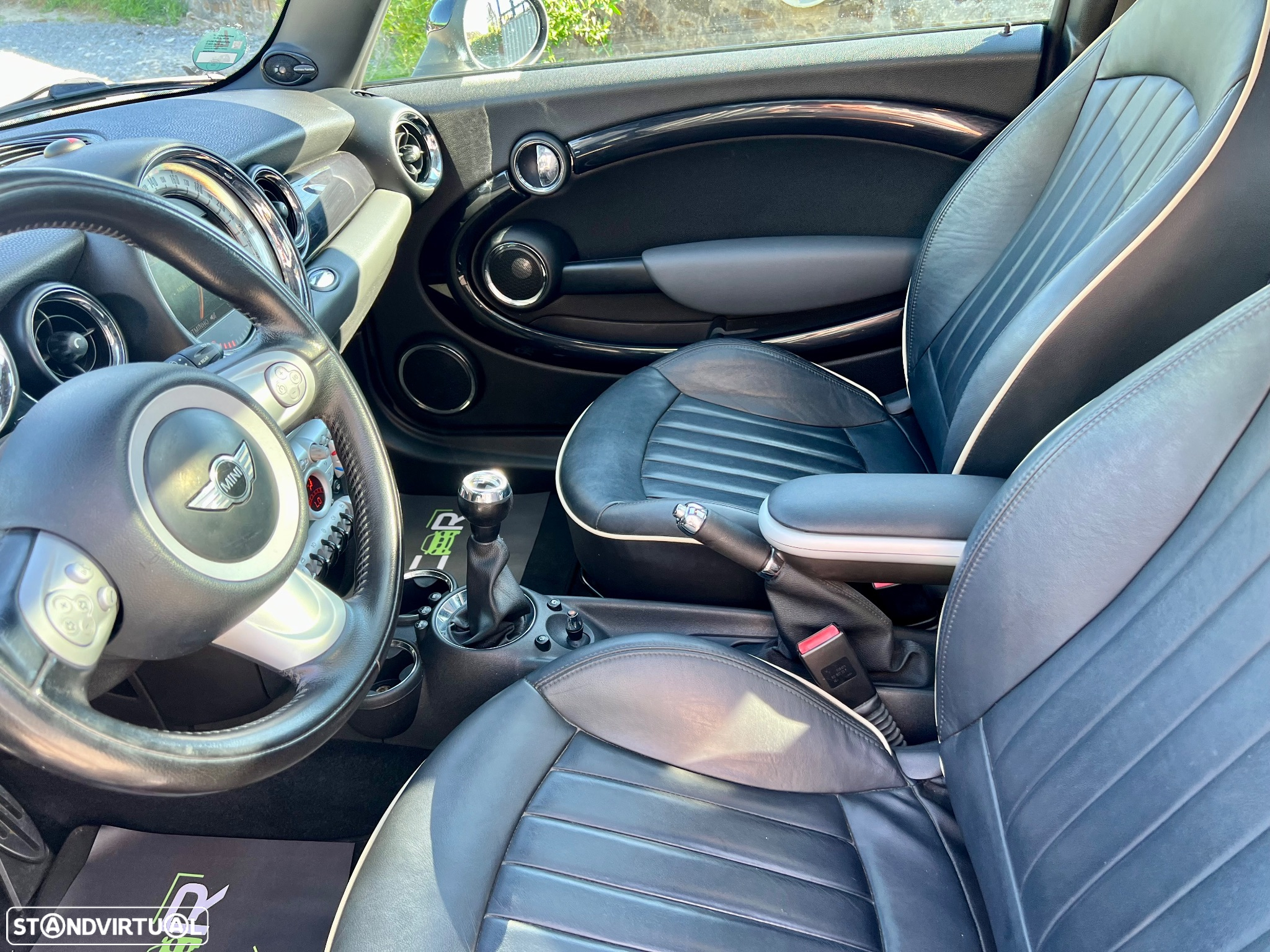MINI 3 Portas Cooper S - 17