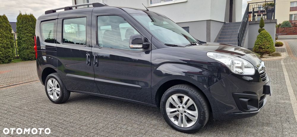 Opel Combo 1.4 T Cosmo Eu6 - 2
