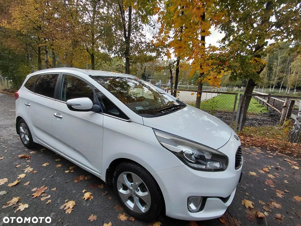 Kia Carens 1.6 GDI M 7os EU6 - 12