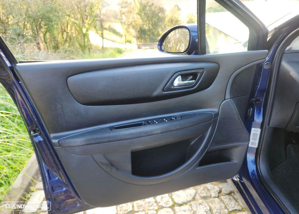 Citroën C4 1.6 HDi VTR Pack Airdream - 18