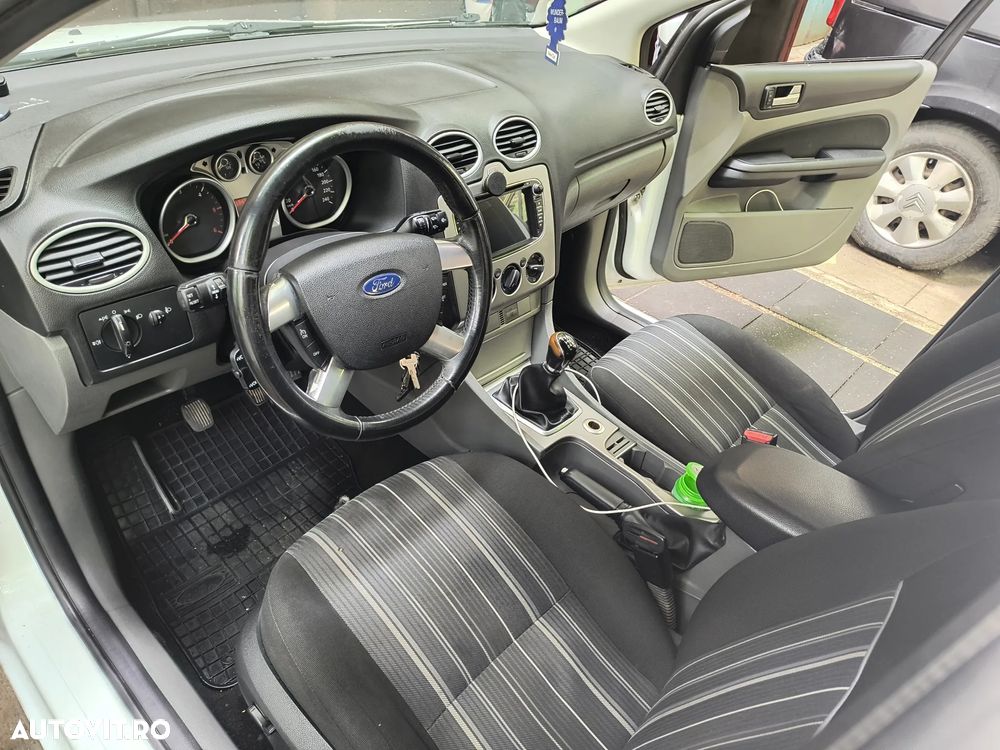 Ford Focus 1.6 TDCi Trend - 8