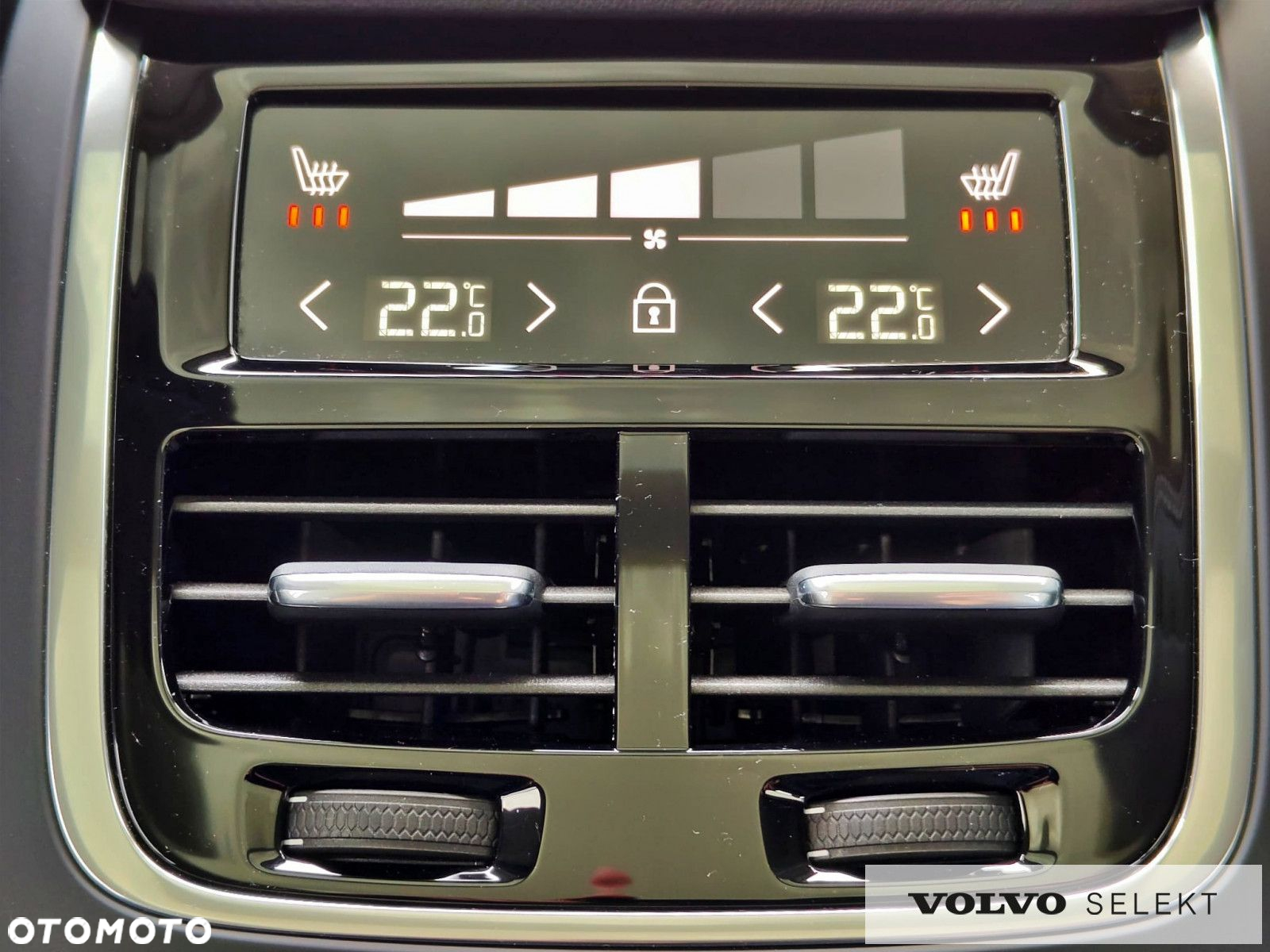 Volvo XC 90 - 35