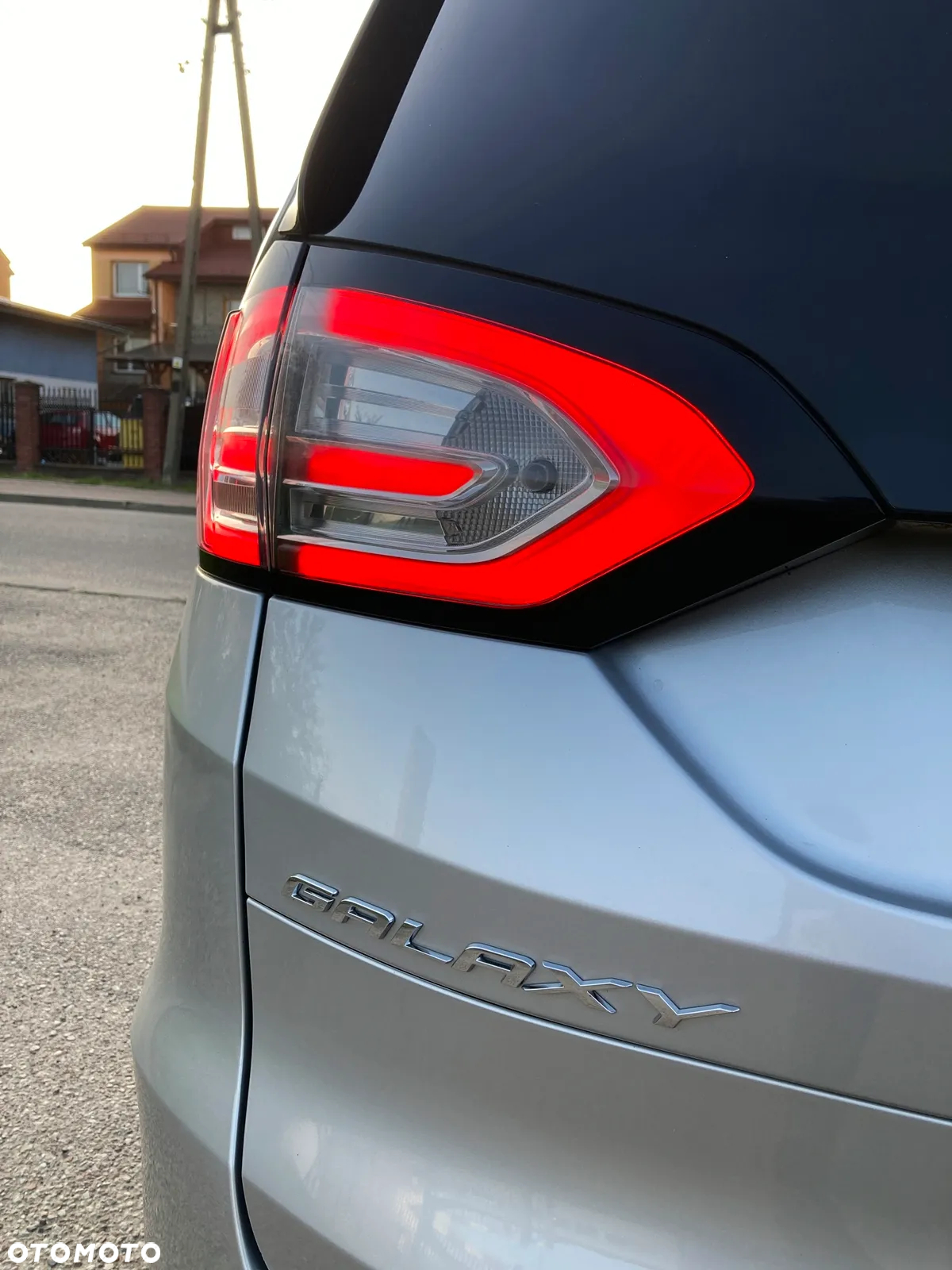 Ford Galaxy 2.0 TDCi 4WD Titanium PowerShift - 11