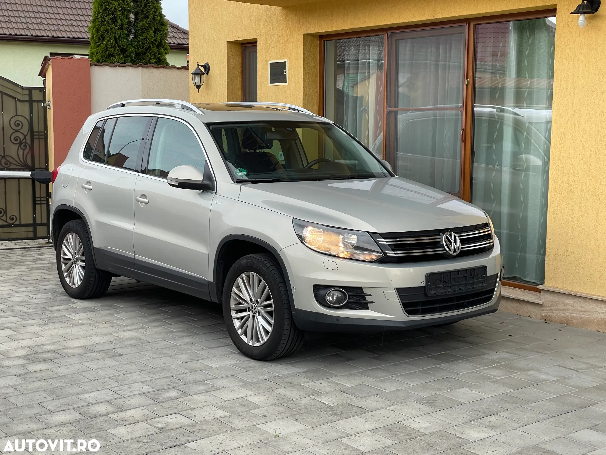 Volkswagen Tiguan 2.0 TDI DPF 4Motion Automatik Sport & Style - 26