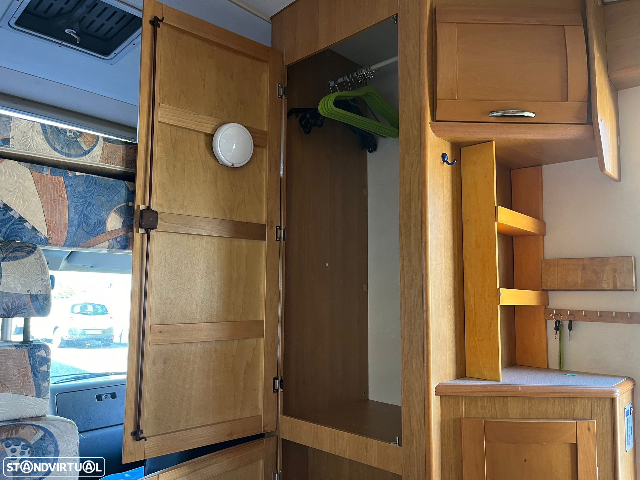 Fiat Ducato 2.8idTD 5 LUGARES - 32