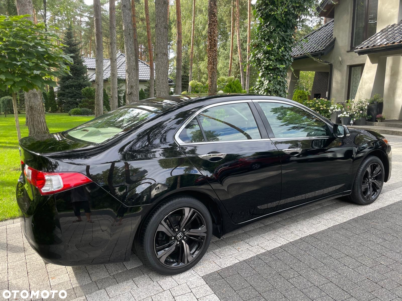 Honda Accord 2.0 Lifestyle - 12