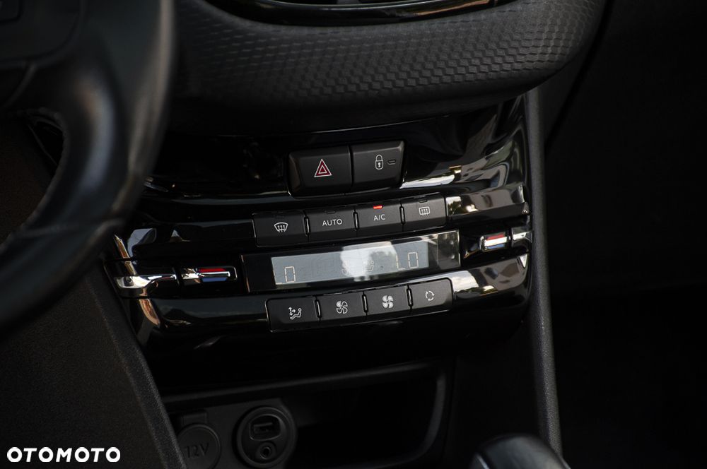 Peugeot 208 PureTech 110 Stop & Start Tech Edition - 30