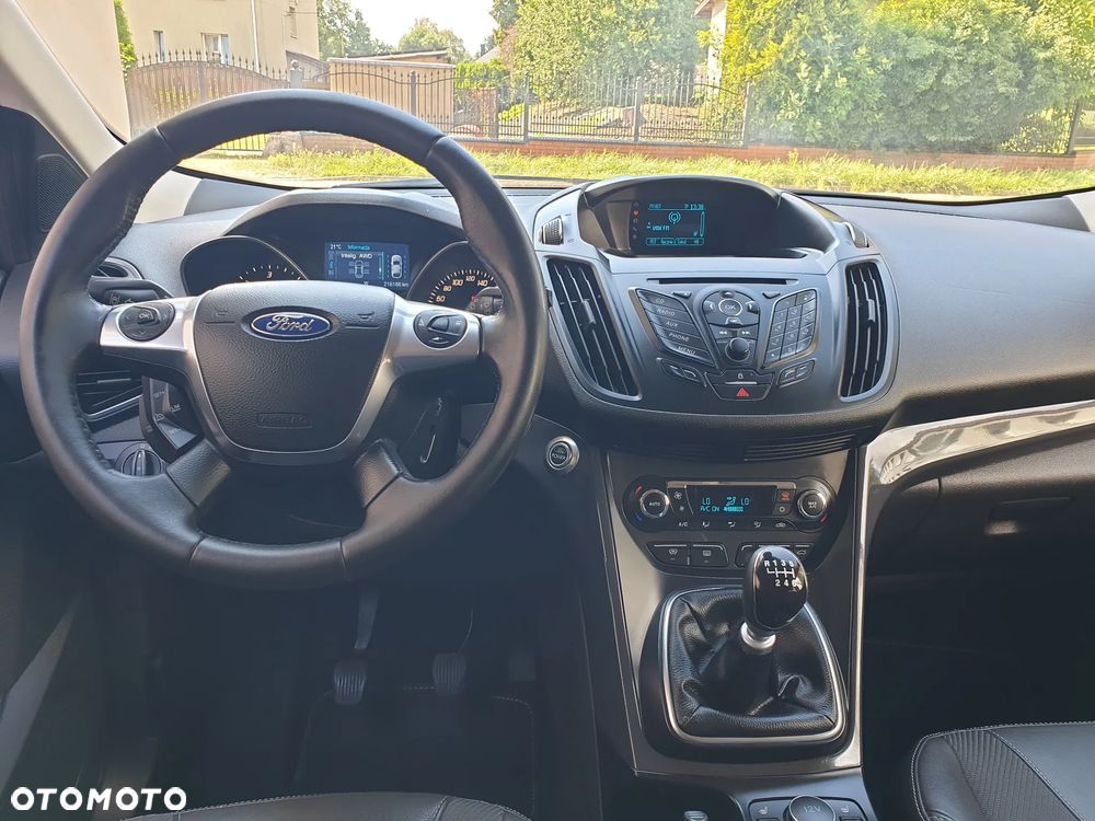 Ford Kuga 2.0 TDCi 4x4 Titanium - 6