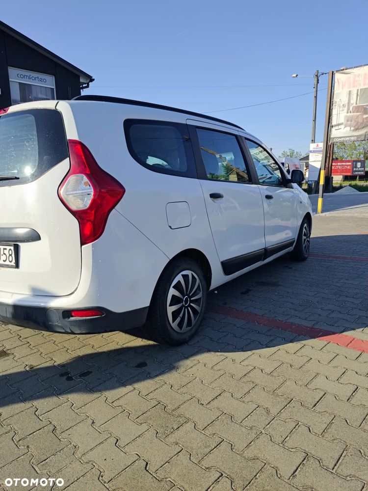 Dacia Lodgy 1.6 SCe Ambiance S&S - 7