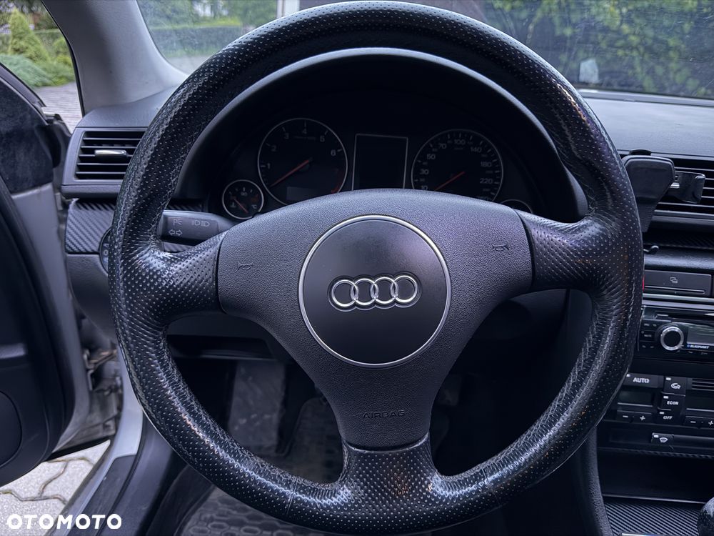 Audi A4 Avant - 11