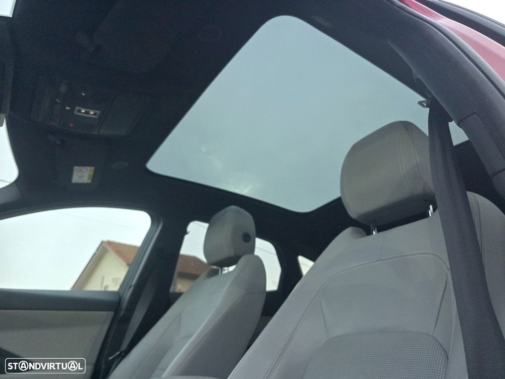 Jaguar E-Pace 1.5 P300e R-Dynamic SE AWD Aut. - 26