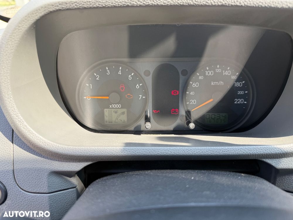 Ford Fusion 1.6 Ghia - 7