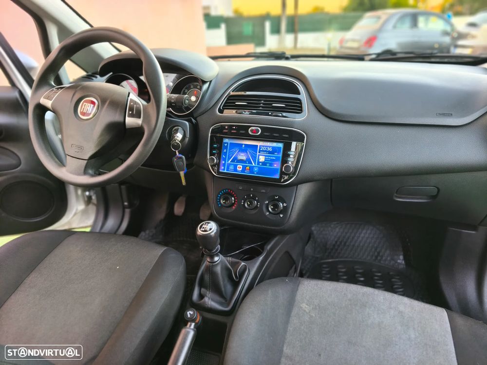 Fiat Punto 1.2 Young S&S - 25