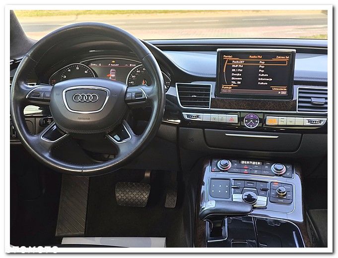 Audi A8 - 35