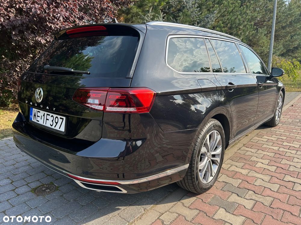 Volkswagen Passat 2.0 TDI Elegance DSG - 10