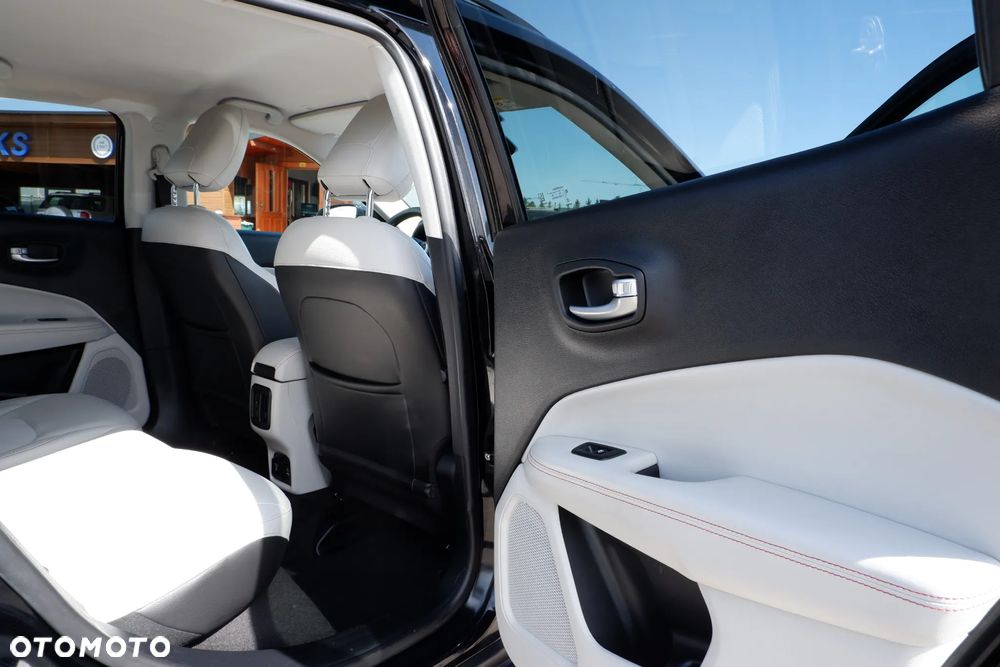 Jeep Compass 2.0 MultiJet Active Drive Automatik Limited - 11