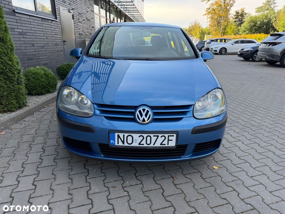 Volkswagen Golf - 2