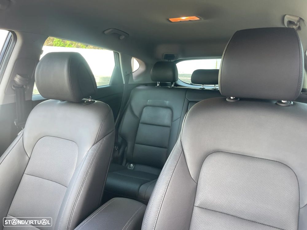 Hyundai Tucson 1.7 CRDi Executive - 10