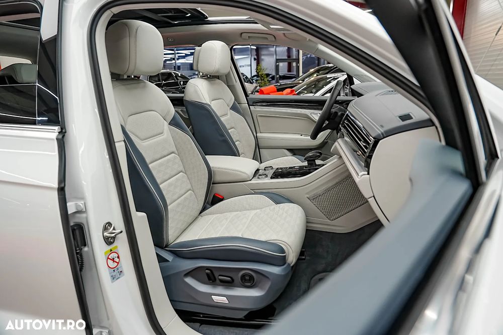 Volkswagen Touareg 3.0 V6 e-Hybrid 4Motion Aut. Elegance - 10