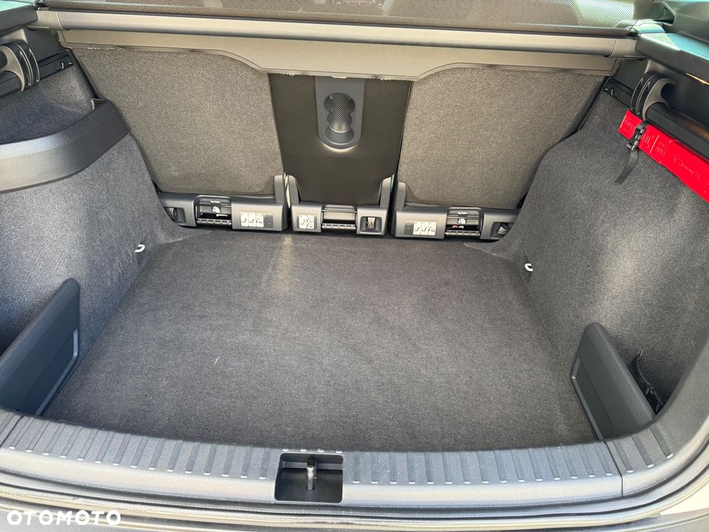 Skoda Karoq 1.5 TSI ACT DSG Clever - 34