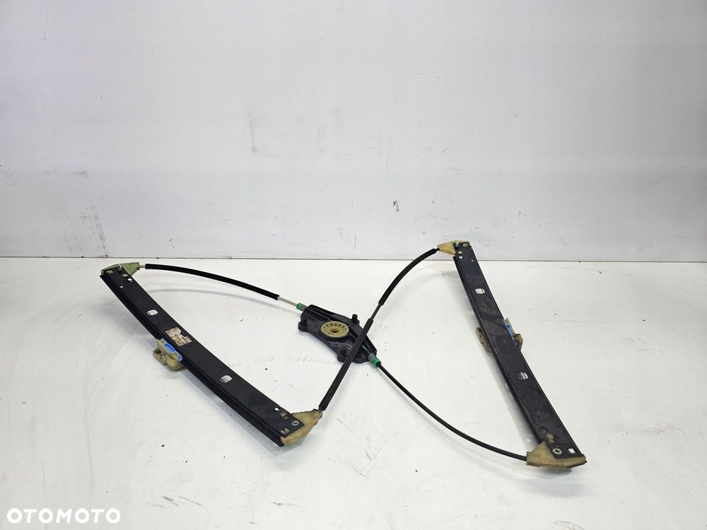 MECHANIZM SZYBY LEWY PRZÓD AUDI A4 B8 8K0837461 - 1