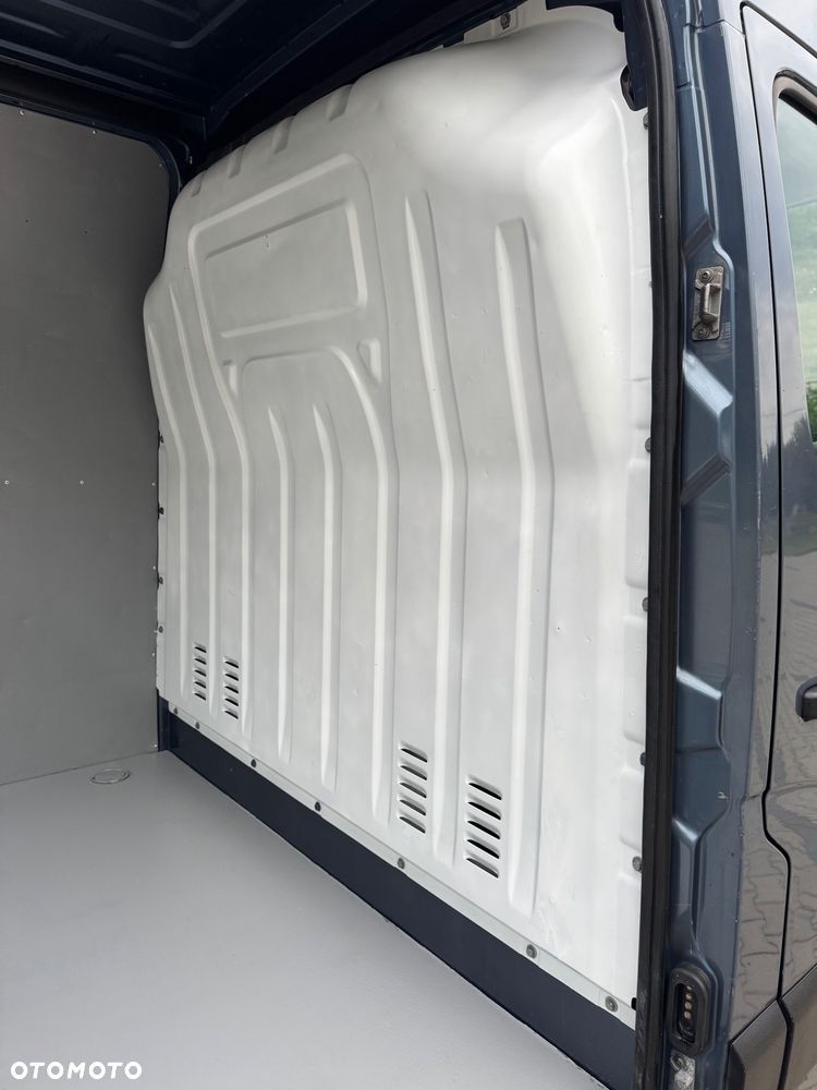 Renault Master - 25