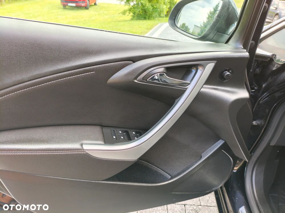 Opel Astra 1.4 Turbo Exklusiv - 19