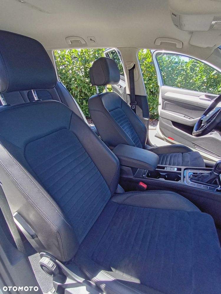 Volkswagen Passat 2.0 TDI Bi-Turbo BMT 4Mot Highline DSG - 4