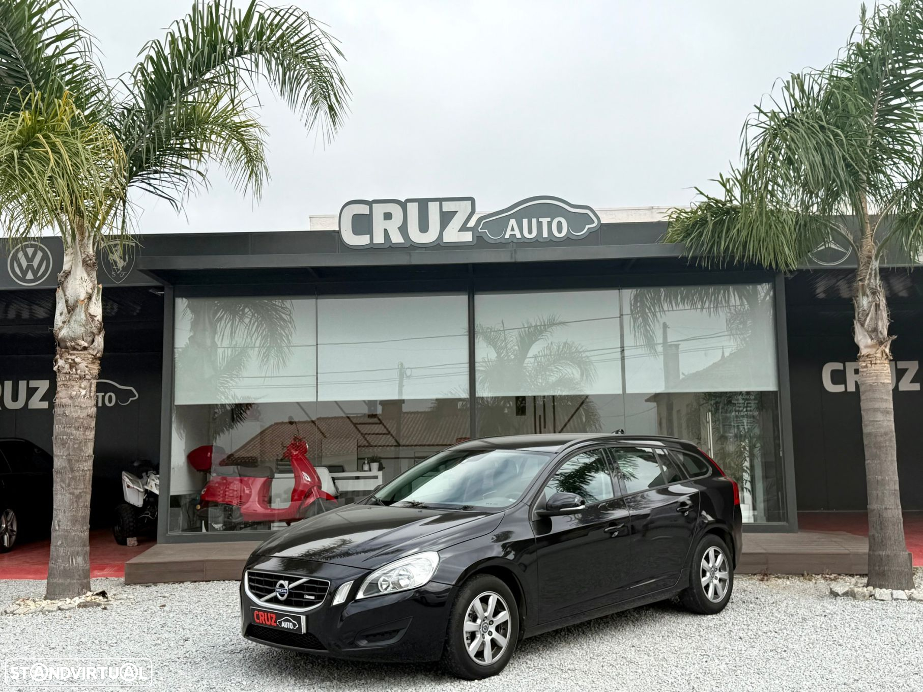 Volvo V60 1.6 D2 Drive Kinetic Start/Stop - 17