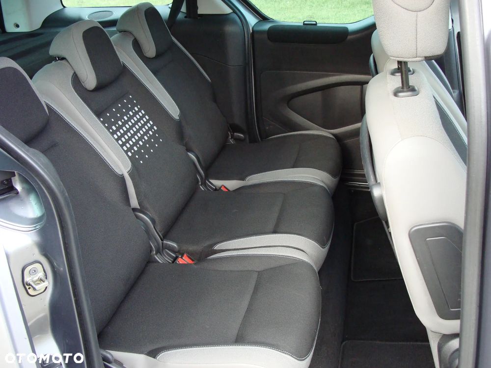 Citroën Berlingo Multispace VTi 120 SELECTION - 10