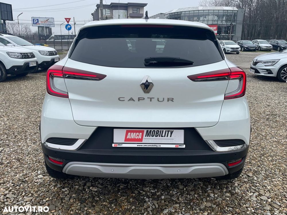 Renault Captur MHEV 140 EDC Techno - 5