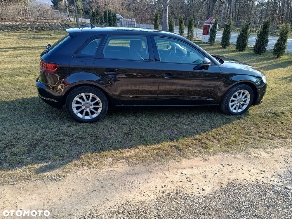 Audi A3 Sportback - 5