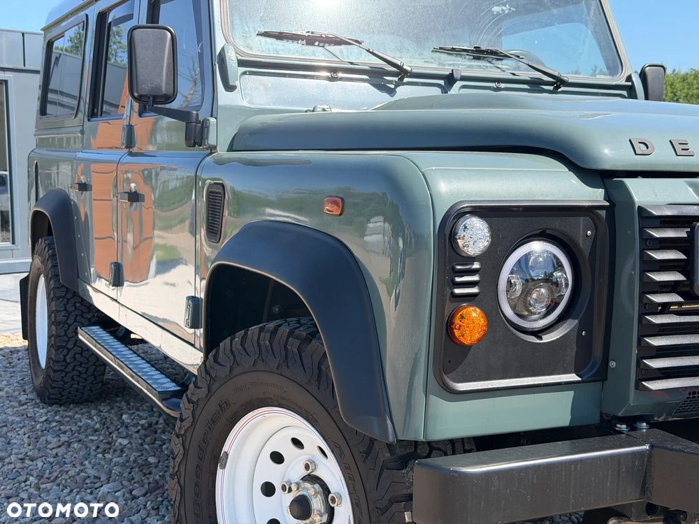 Land Rover Defender 2.4 TD4 S - 12