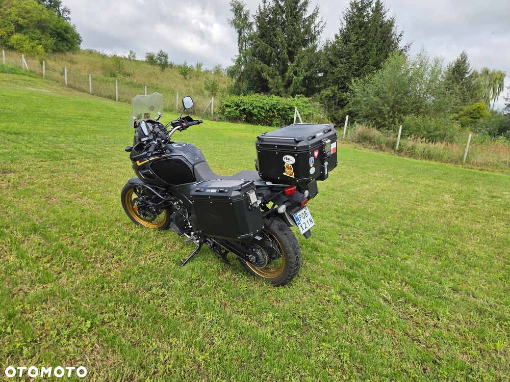 Suzuki DL - 6