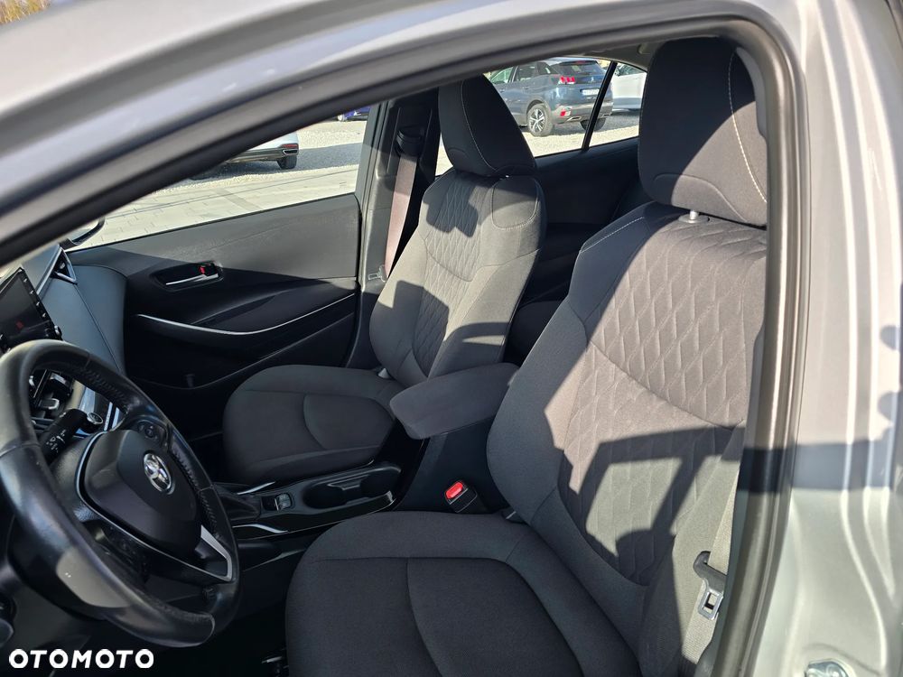 Toyota Corolla 1.8 Hybrid GPF Comfort - 24