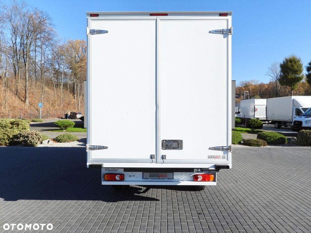 Renault MASTER KONTENER 8 PALET TEMPOMAT NAWIGACJA LEDY KLIMATYZACJA  145KM - 12