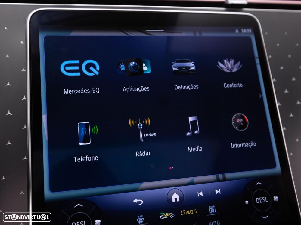 Mercedes-Benz EQE 350+ - 39